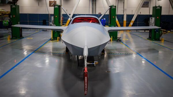 رونمایی رسمی از پهپاد رزمی YFQ-42A جنگنده بدون سرنشین آمریکا 


