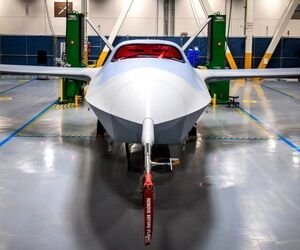 رونمایی رسمی از پهپاد رزمی YFQ-42A جنگنده بدون سرنشین آمریکا 


