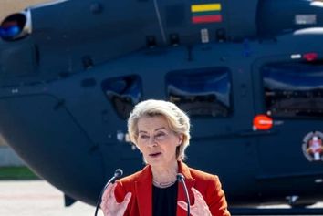 حمله پارازیتی روسیه به هواپیمای رییس کمیسیون اروپا