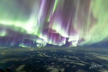 نمایش شفق قطبی از دید یک خلبان