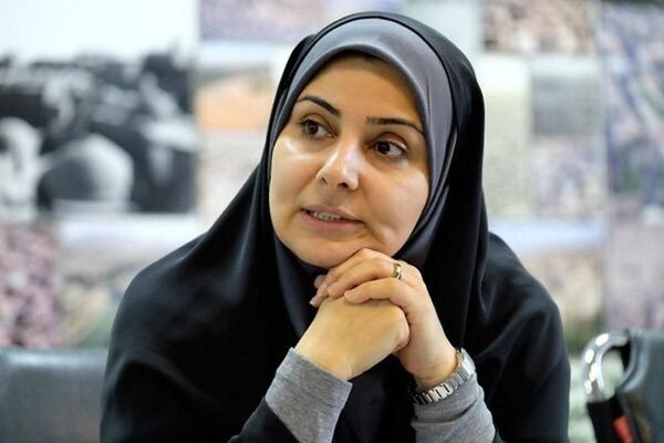 وزیر راه در جمع مدیران فرودگاه ها: مردم پیشرفت همسایگان را می بینند 
