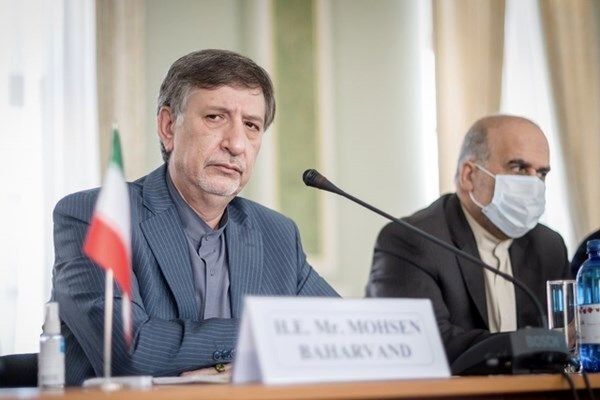 گفتگو‌ها با طرف اوکراینی درباره سقوط هواپیما، سازنده بود