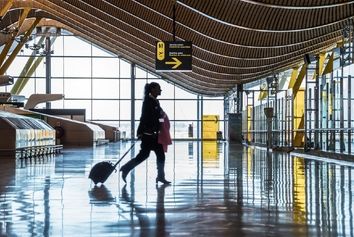 حمل طلا در فرودگاه؛ میزان مجاز حمل فلزات گران‌ بها و جواهرات در هواپیما