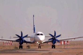 روسیه هواپیمای مسافری جدید ساخت که حتی روی باندهای آسفالت نشده هم می نشیند! 