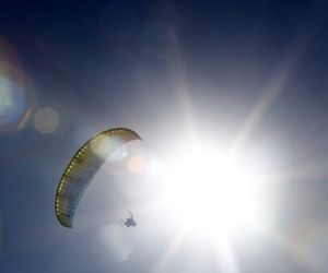 پرواز با پاراگلایدر