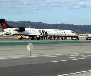 پرواز شماره QK-8839 به رجیستر C-FNJZ هواپیمایی کانادا از مبدا سان‌فرانسیسکو به مقصد ونکوور دچار سانحه شد.