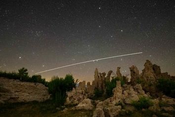 تماشای زحل و مریخ در آسمان بامداد ۱۳ خرداد را از دست ندید + توصیه‌های ناسا