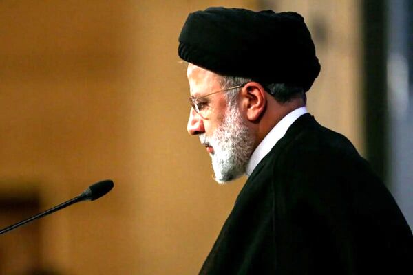 شهادت رییس‌جمهور در پی سانحه سقوط بالگرد