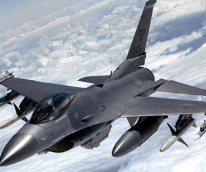 سقوط جنگنده «F-۱۶» سنگاپور