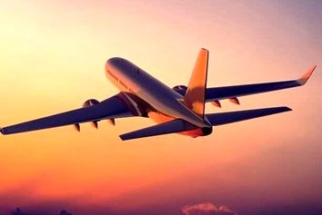 تعویق زمان برگزاری جشنواره ورزش های هوانوردی در لرستان