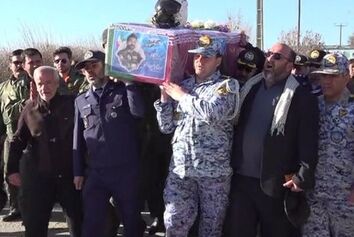 تشییع پیکر
 شهید سرتیپ خلبان فیروزمند در پایگاه نوژه همدان