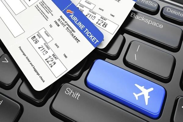 تعیین سقف هزینه اصلاح مشخصات
 مسافر در بلیت هواپیما