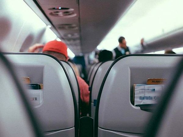 صندلی لق هواپیما و ۱۰ هزار درهم غرامت برای مسافر در ابوظبی