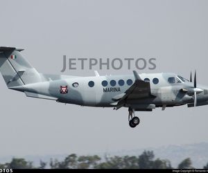 سقوط هواپیما با ۸ سرنشین
 در خلیج گالوستون آمریکا