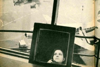 بدون اجازه این زن در باند فرودگاه مهرآباد آب از آب تکان نمی‌خورد!