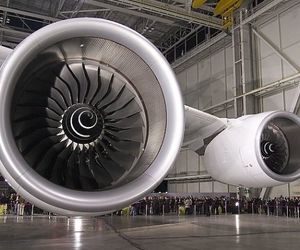 فیلم حرکت حلزونی موتور با دور آهسته 