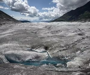 لاشه یک هواپیما پس از ۵۴ سال در یخچالی طبیعی در جنوب سوئیس کشف شد 