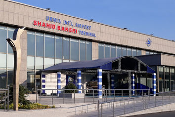 برنامه ریزی برای ساخت ترمینال خارجی و توسعه عوامل پروازی فرودگاه ارومیه