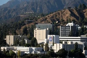 کاهش بودجه به اخراج کارمندان ناسا منجر شد