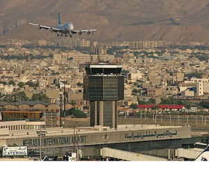 کاهش قابل توجه ترافیک پروازهای داخلی در نیمه نخست ۱۴۰۴