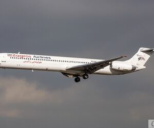 تغییر مسیر MD82 زاگرس