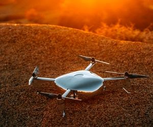 تولید پهپاد با دوربین 360 درجه برای نقشه برداری فوق دقیق