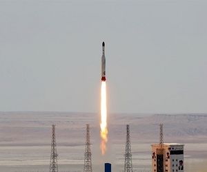 پرتاب سه ماهواره‌ ایرانی با ماهواره‌بر سیمرغ به فضا + جزییات و عکس