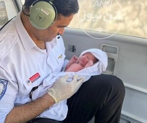 تولد نوزاد بر فراز آسمان خرم آباد + تصاویر