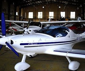 برقراری پروازهای فوق سبک از فرودگاه شهدای شاهرود در حال رایزنی است