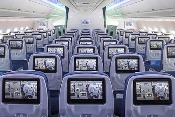 مانیتور پشت صندلی هواپیماها در حال برچیده شدن