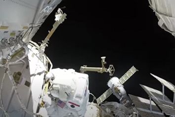 ۲۳۷ امین راهپیمایی فضایی برای ارتقا و تعمیرات ایستگاه فضایی بین‌المللی انجام شد