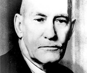 فرگوس مک مستر از پیشگامان هوانوردی