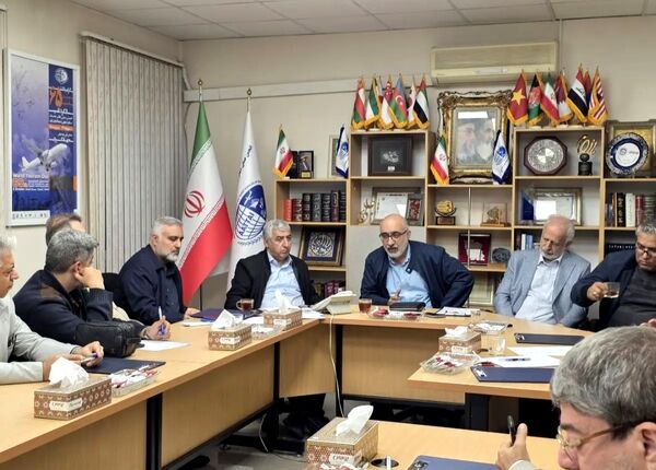 اعتراض به عدم بازپرداخت پول بلیت‌های کنسلی از سوی ایرلاین‌ها و درخواست کمک فوری دولت برای نجات اشتغال