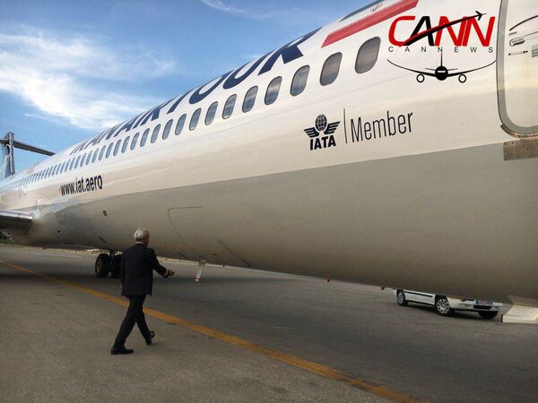 خلبان ایران ایرتور جان یک مسافر عرب زبان را نجات داد.
