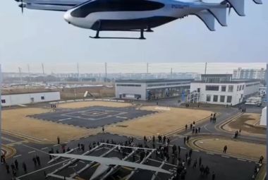 پرواز موفق بالگرد برقی ۵ تُنی با ۲۰ ملخ