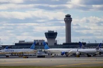 تعطیلی دولت فدرال آمریکا باعث لغو بیش از ۲۵۰۰ پرواز شد