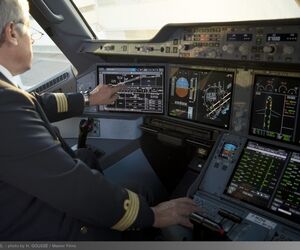 ارائه نخستین A350 XWB با صفحه نمایش لمسی کاکپیت