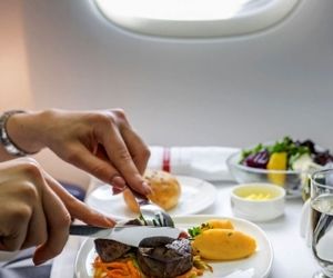 پیشرفت ۷۰ درصدی ایرلاین‌ها در بهبود وعده‌های غذایی