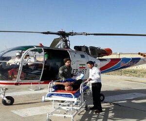 انتقال کشاورز قطع عضو شده با بالگرد اورژانس هوایی به بیمارستان