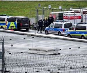 فرودگاه هامبورگ آلمان همچنان تعطیل است