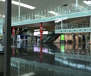 تصاویری از فرودگاه خالی از مسافر ال‌پرات بارسلونا 