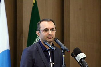 شهرام آدم نژاد در مراسم افتتاح هشت پروژه عمرانی توسعه ای در فرودگاه امام تاکید کرد : انتشار کامل تمامی اطلاعات مربوط به پروژه ها  در دستور کار شرکت شهر فرودگاهی امام