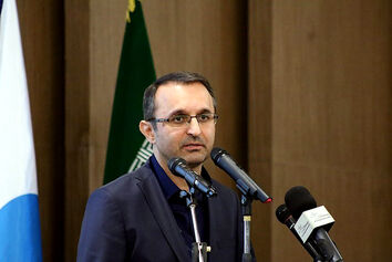 شهرام آدم نژاد در مراسم افتتاح هشت پروژه عمرانی توسعه ای در فرودگاه امام تاکید کرد : انتشار کامل تمامی اطلاعات مربوط به پروژه ها  در دستور کار شرکت شهر فرودگاهی امام