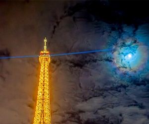 تاج قمری بر فراز پاریس + عکس