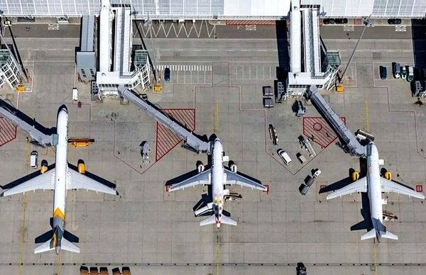 کاهش پرواز‌ها در آسیا با تشدید بحران سوخت