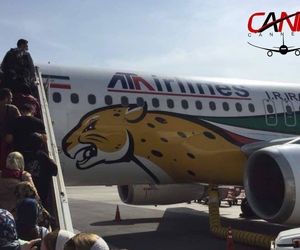 اختصاص هواپیماى تیم ملى فوتبال به پروازهاى مسافرى، امرى عادى و بدون مشکل است. 