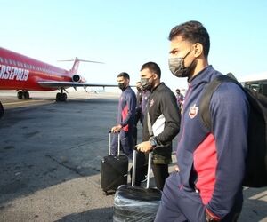 پرواز پرسپولیس به عربستان لغو‌ شد
