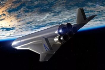 نخستین هواپیمای فضایی با قابلیت حمل مسافر و بار