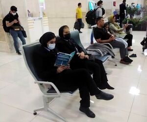 توزیع ویژه‌نامه نوروزی ماهنامه شبکه صنعت هوانوردی در فرودگاه بین‌المللی مهرآباد تهران