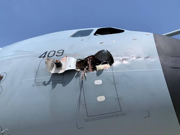 تصویری از خسارت وارده بر ایرباس A400M نیروی هوایی اسپانیا در برخورد با پرنده